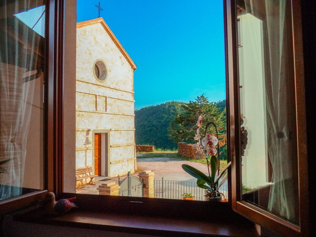 Alba dei Due Soli B&B Nocera Umbra Zimmer foto